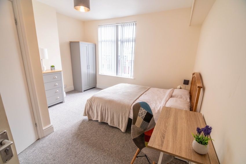 219 Sharrowvale Road, Ecclesall image 6