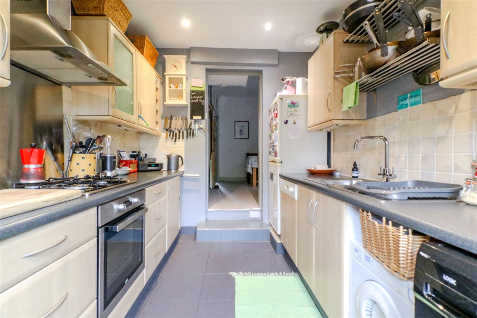 Bertram Road, Enfield, Middlesex image 8