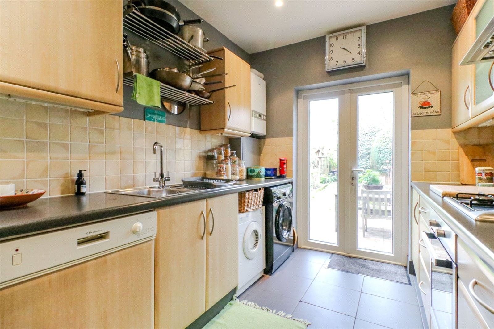 Bertram Road, Enfield, Middlesex image 9