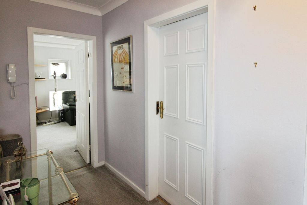 Grosvenor Court, Broughton Park, Salford image 2