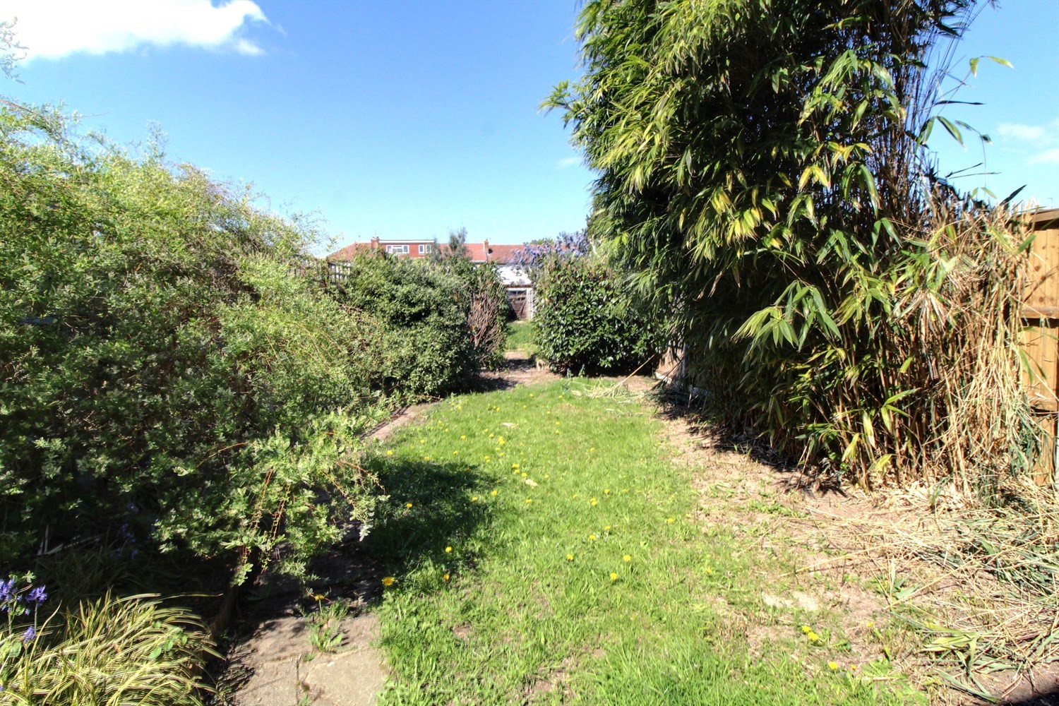 Eastbury Avenue image 6