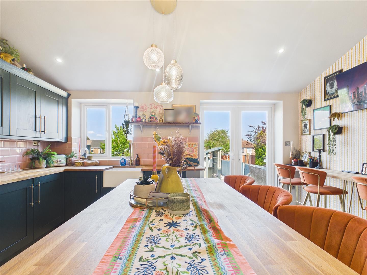 Forknell Avenue, Wyken, Coventry * FOUR BEDROOMS / MASTER EN-SUITE * image 1