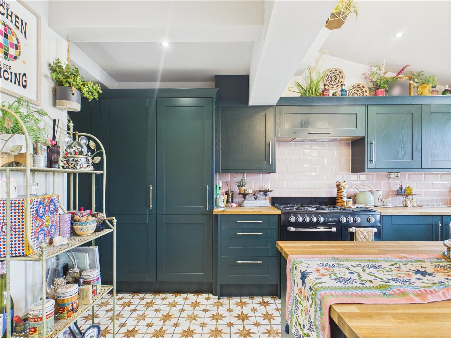 Forknell Avenue, Wyken, Coventry * FOUR BEDROOMS / MASTER EN-SUITE * image 5