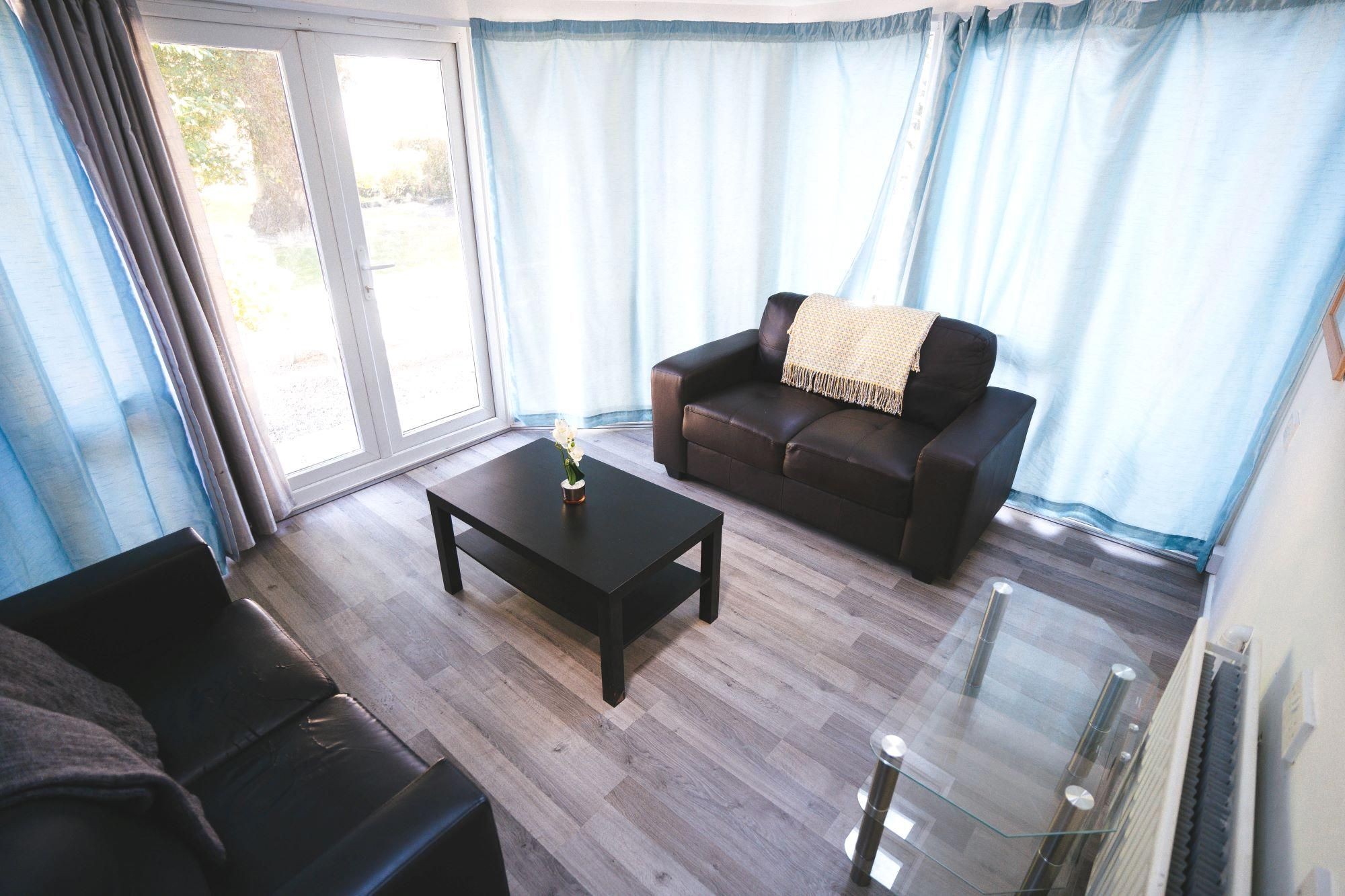 16 Clarke Street, Broomhall image 4