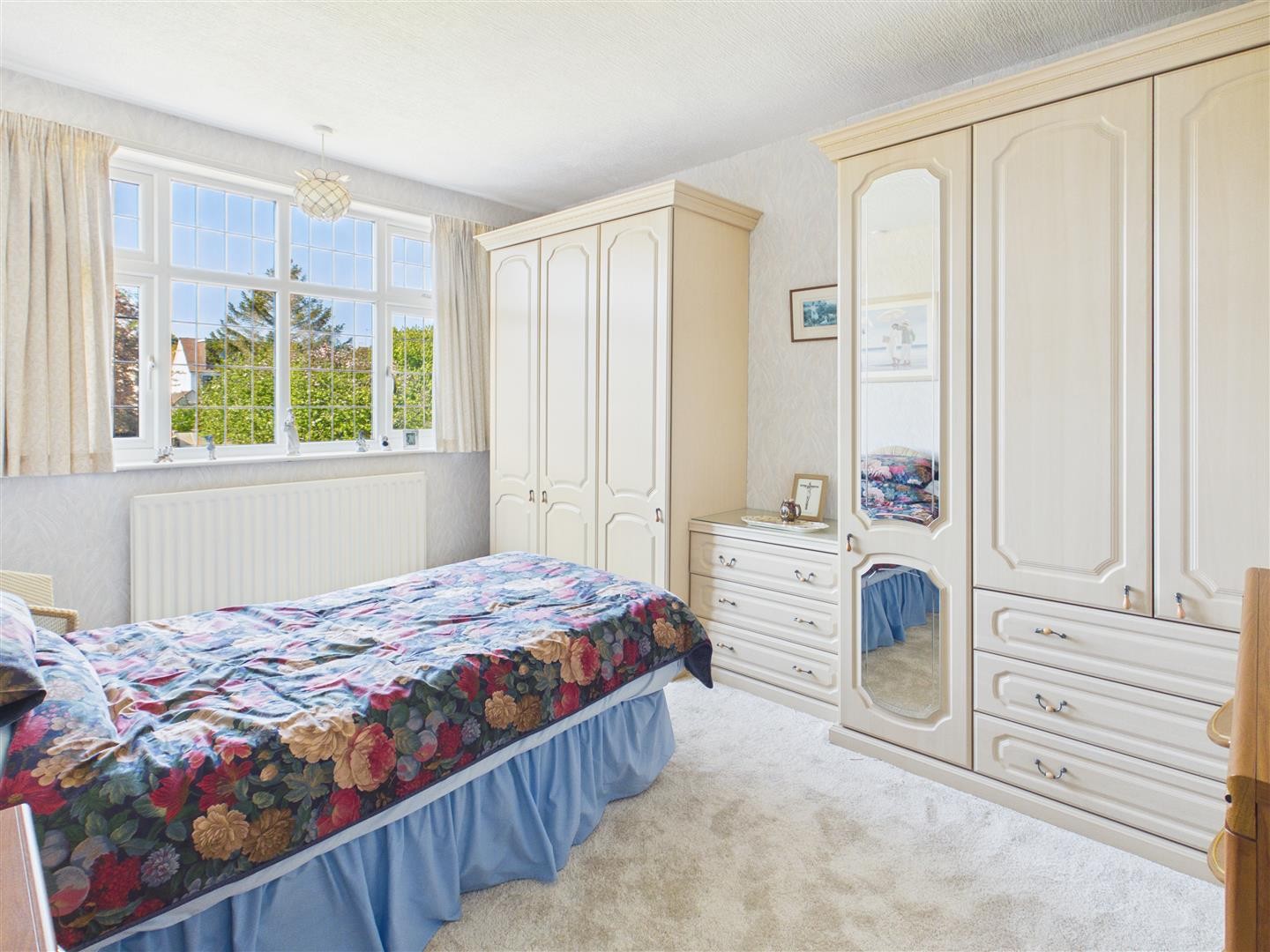 Watercall Avenue, Stivichall, COVENTRY * VACANT & NO UPWARD CHAIN * image 16