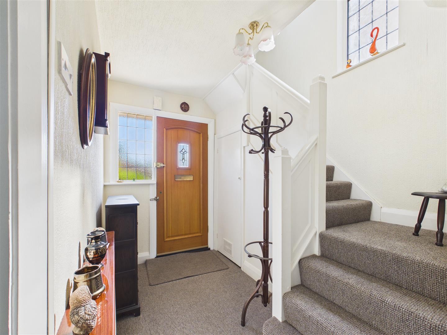 Watercall Avenue, Stivichall, COVENTRY * VACANT & NO UPWARD CHAIN * image 4