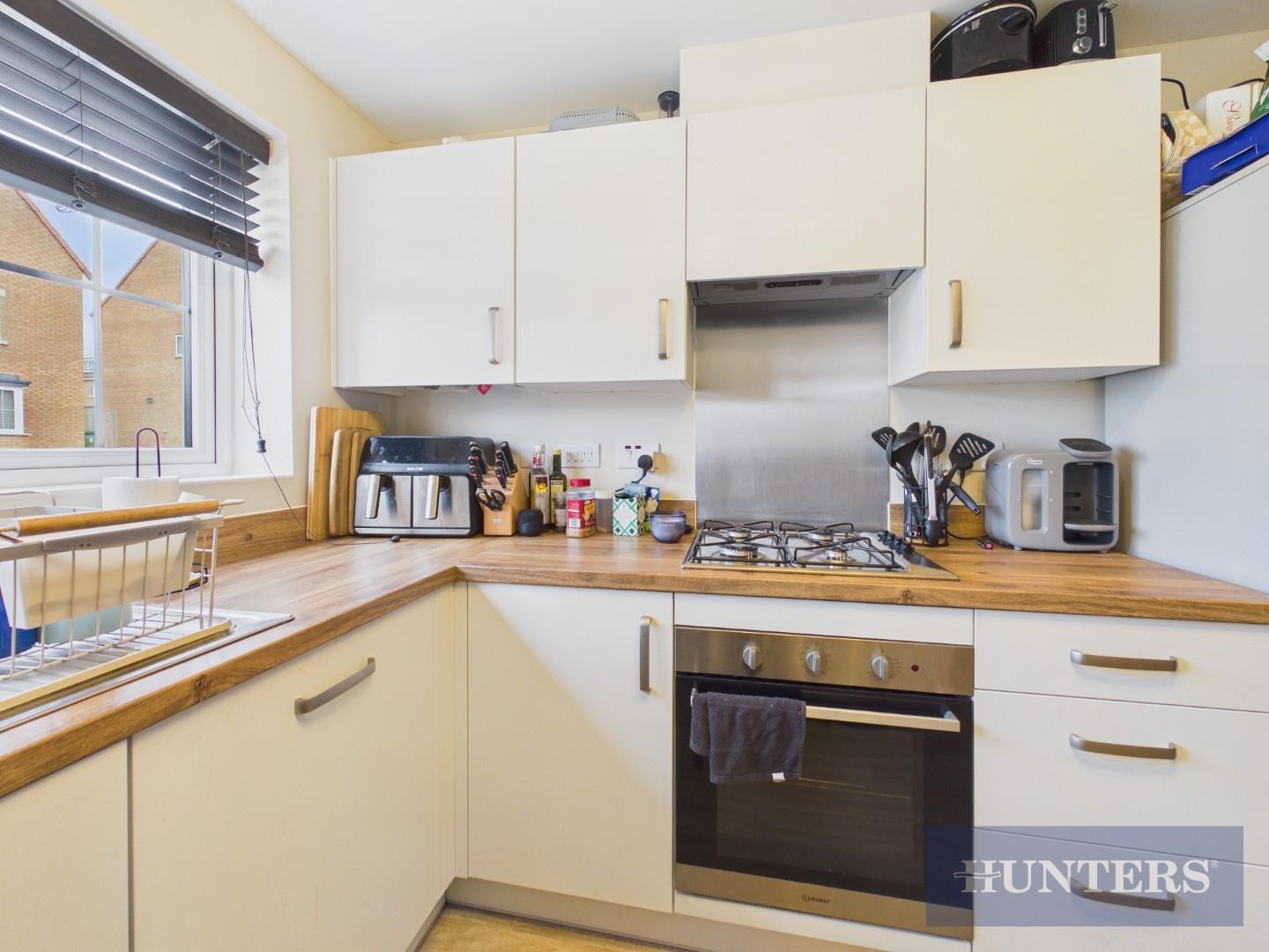 Roma Drive, Eastfield, Scarborough image 5