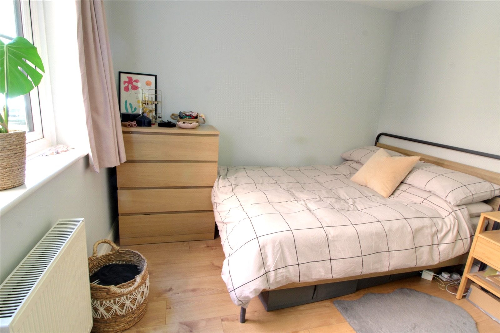 Gladbeck Way, Enfield, Middlesex image 6