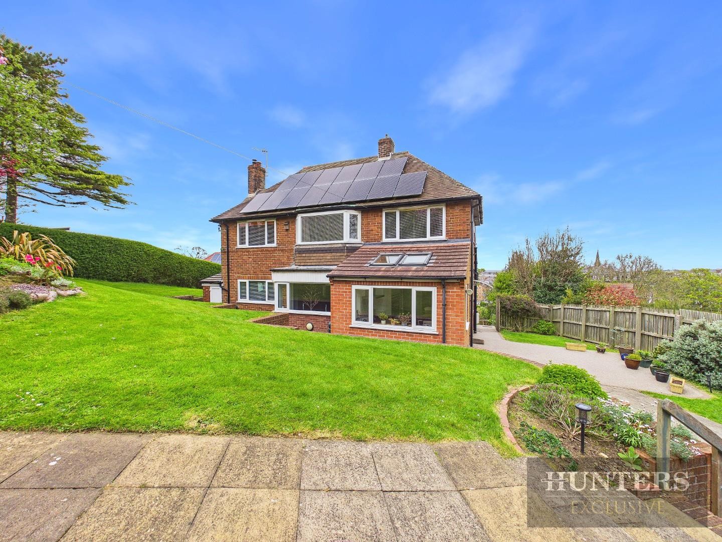 Queen Margarets Road, Scarborough image 30