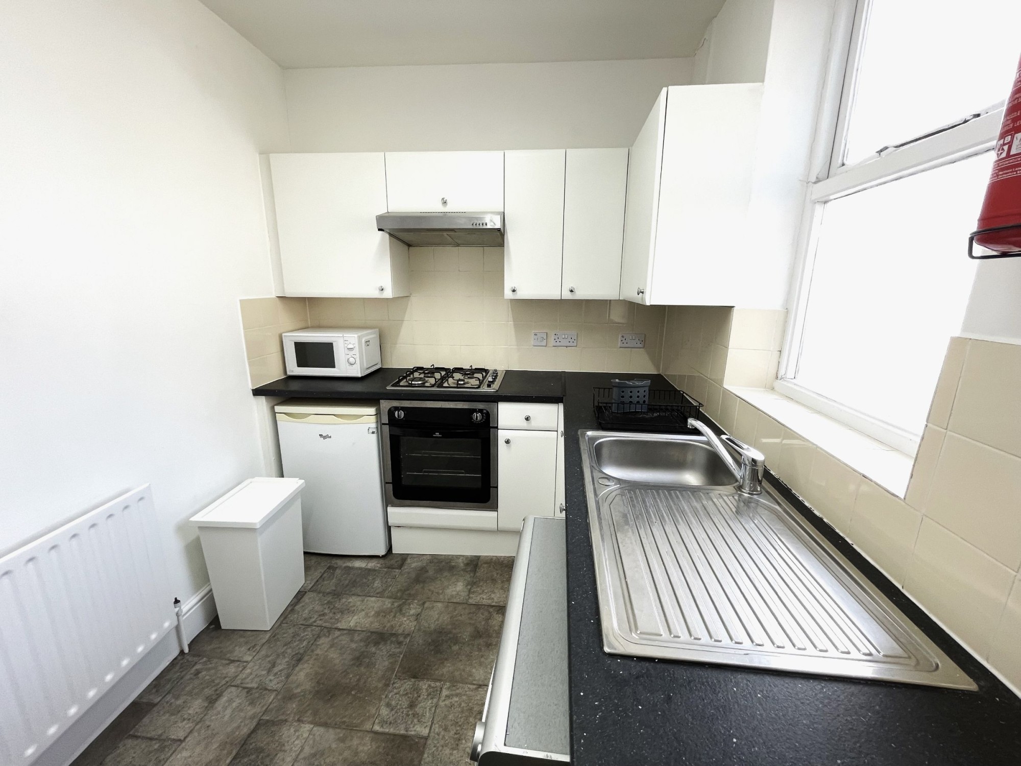 Flat 4 397 Ecclesall Road, Ecclesall image 8