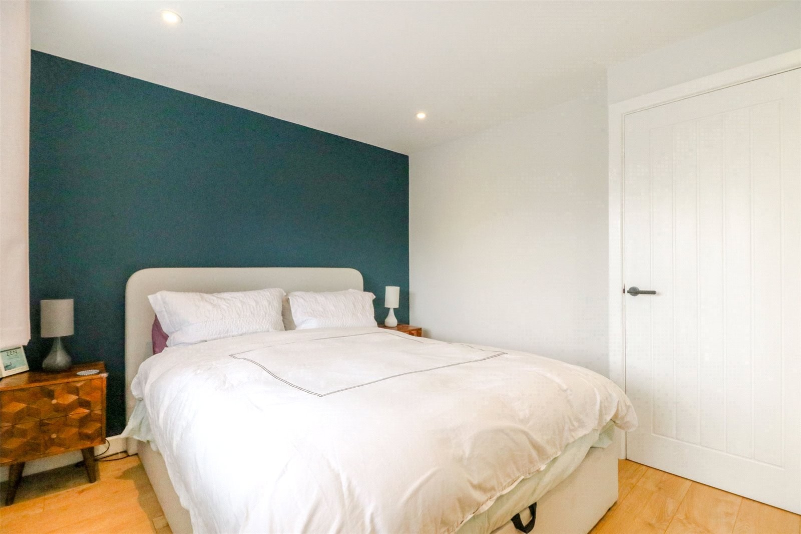 Gladbeck Way, Enfield, Middlesex image 10
