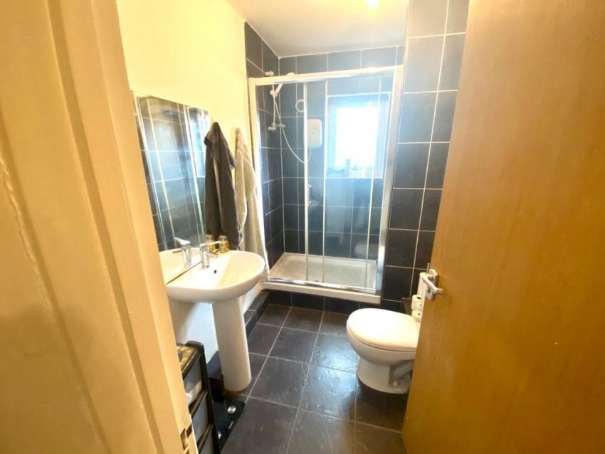 24 Broomspring Close, Broomhall image 8