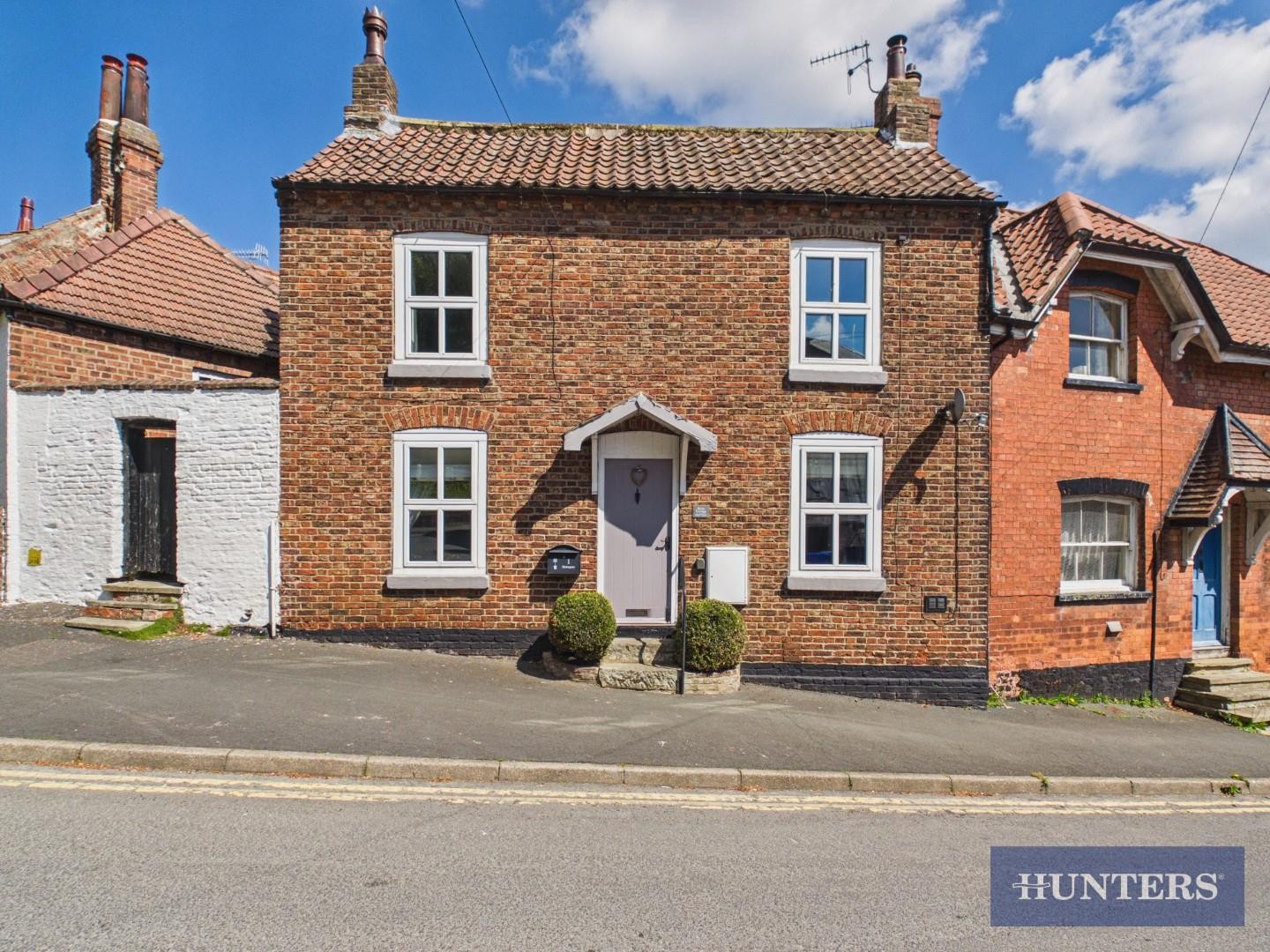 Stonegate, Hunmanby, Filey, YO14 0NS image 1