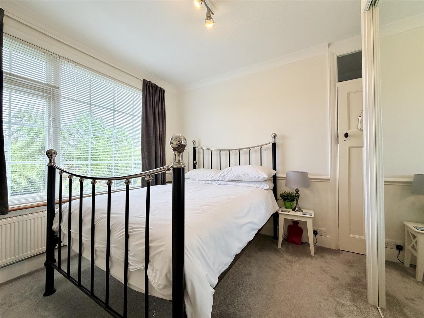 Coningsby Gardens, London image 11