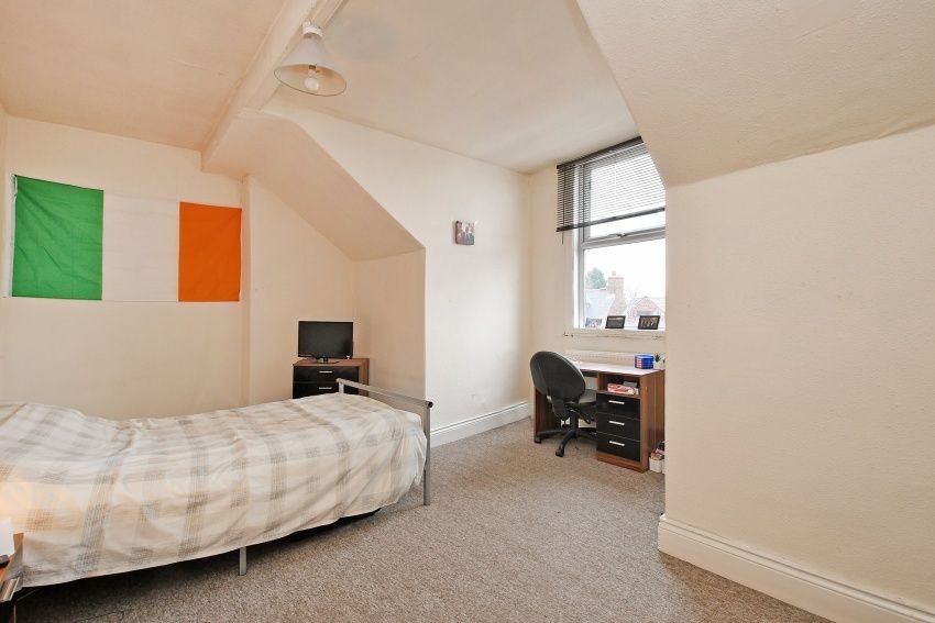 27b Walton Road, Ecclesall image 12