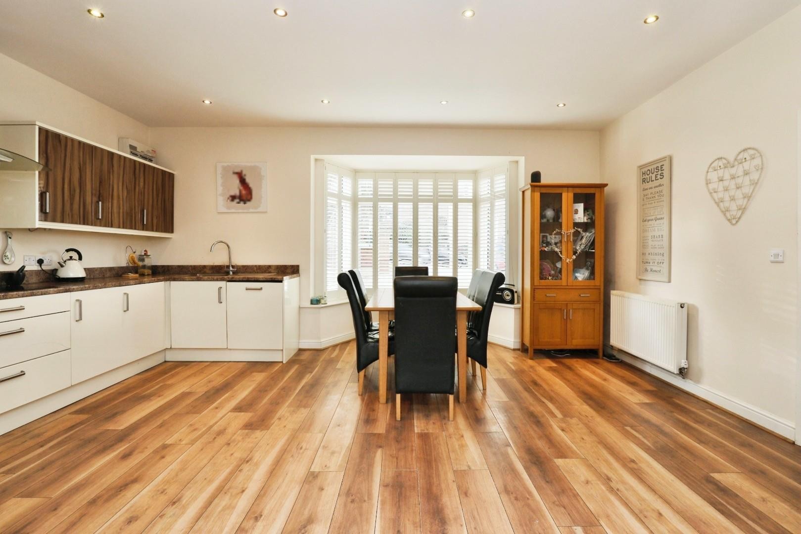 Meadowhead, Woodseats, Sheffield, S8 7UA image 9