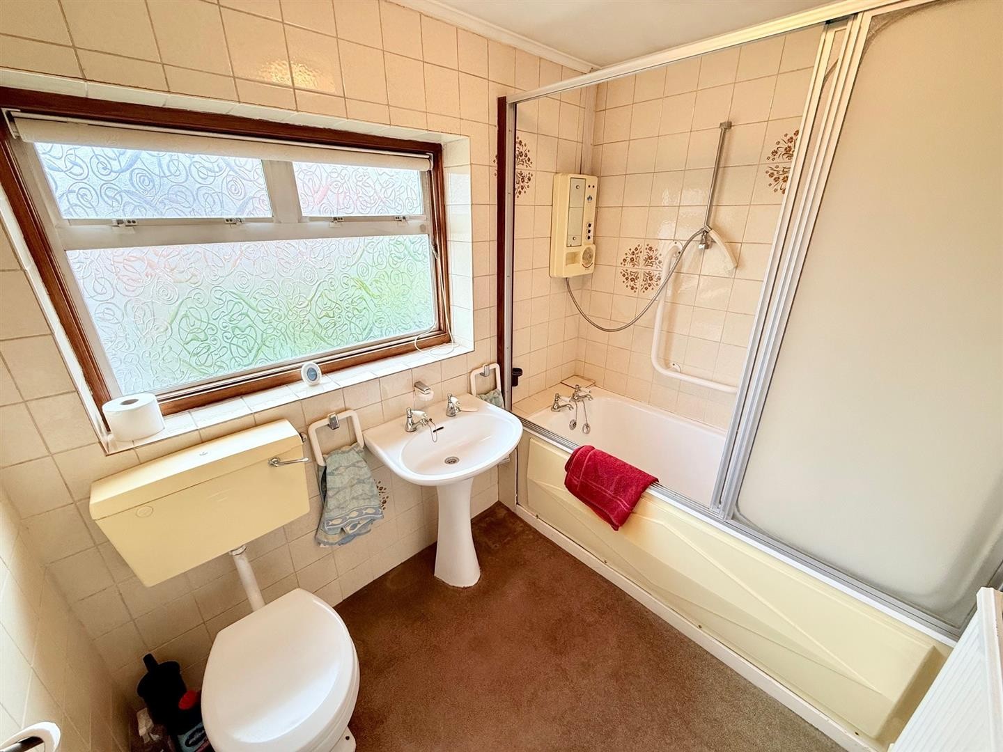 Genever Close, London image 12
