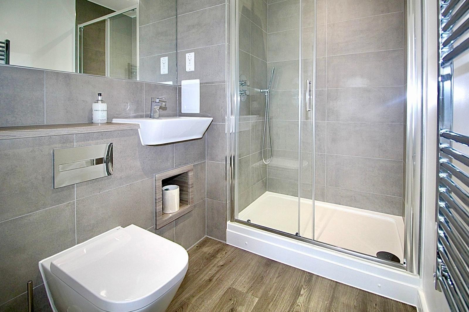Rowan House, 31 Bloomsbury Avenue, London, N14 image 14