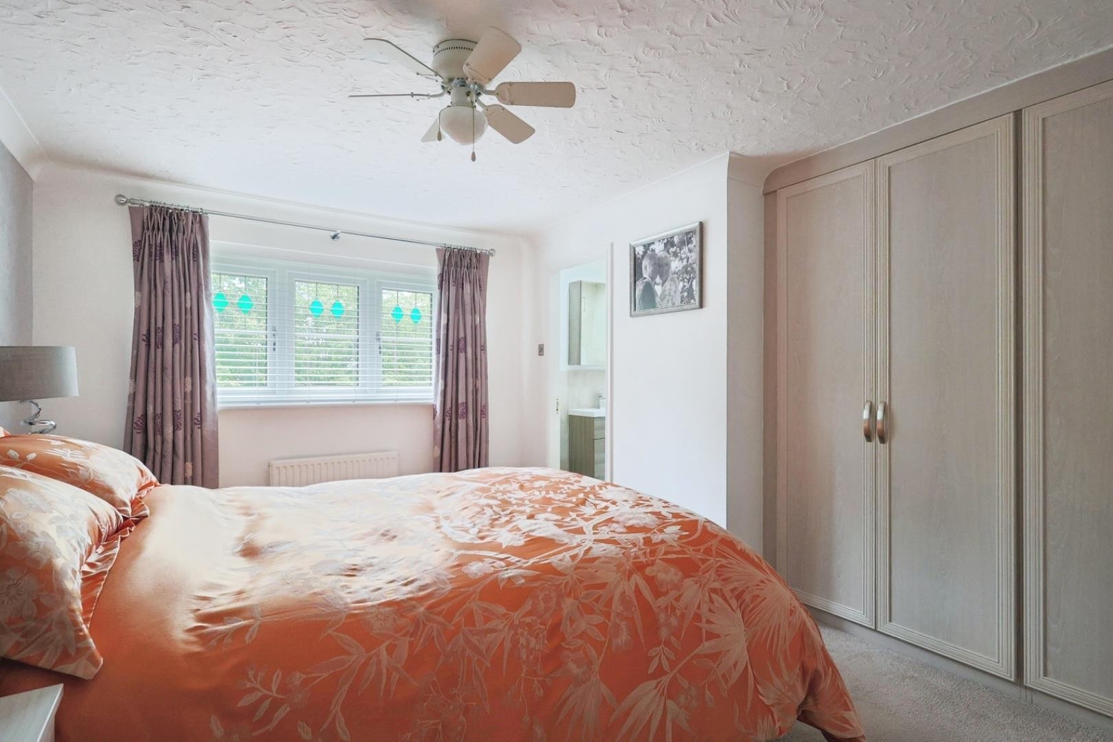 Acresbrook, Stalybridge image 31