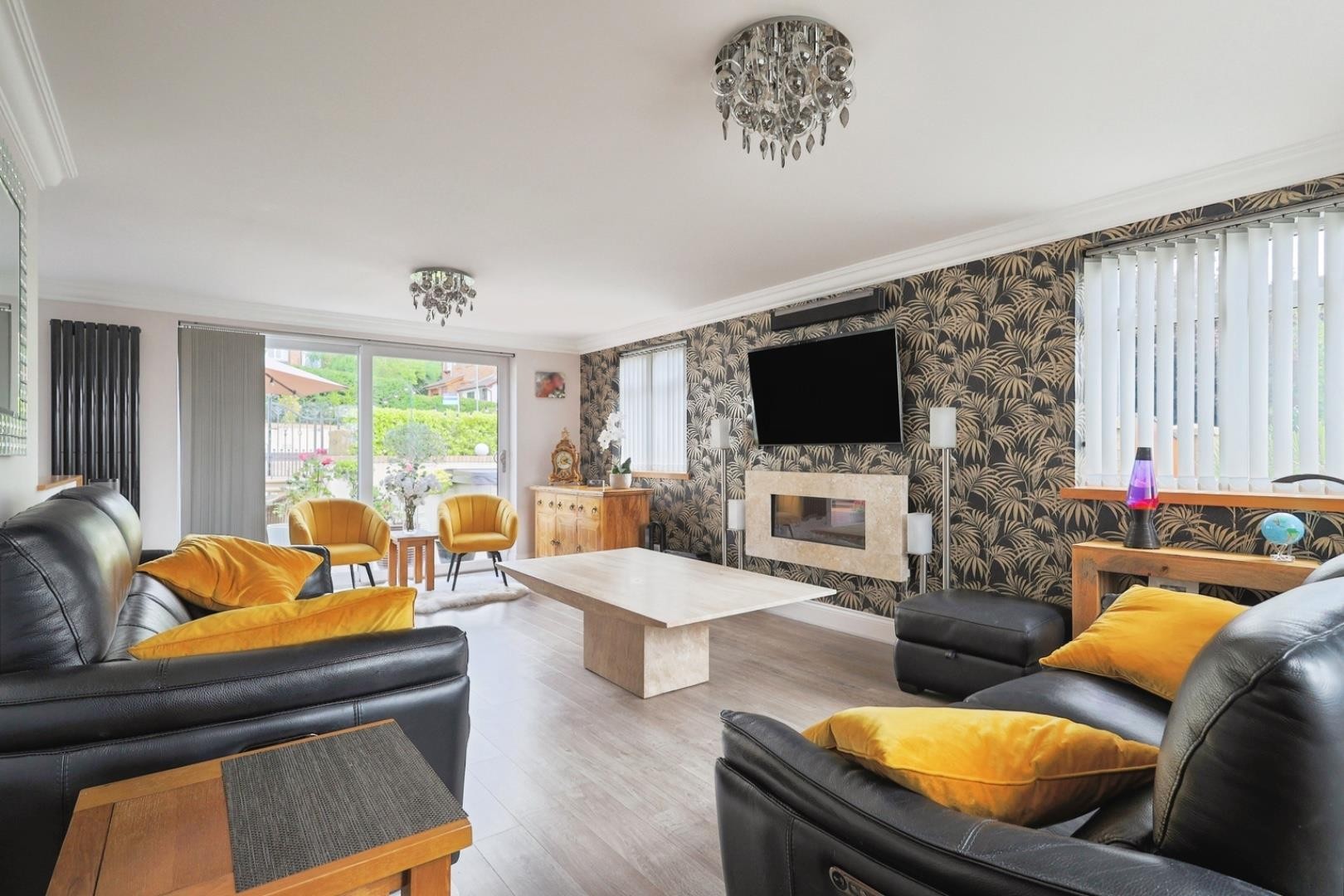 Oakcroft, Stalybridge image 2