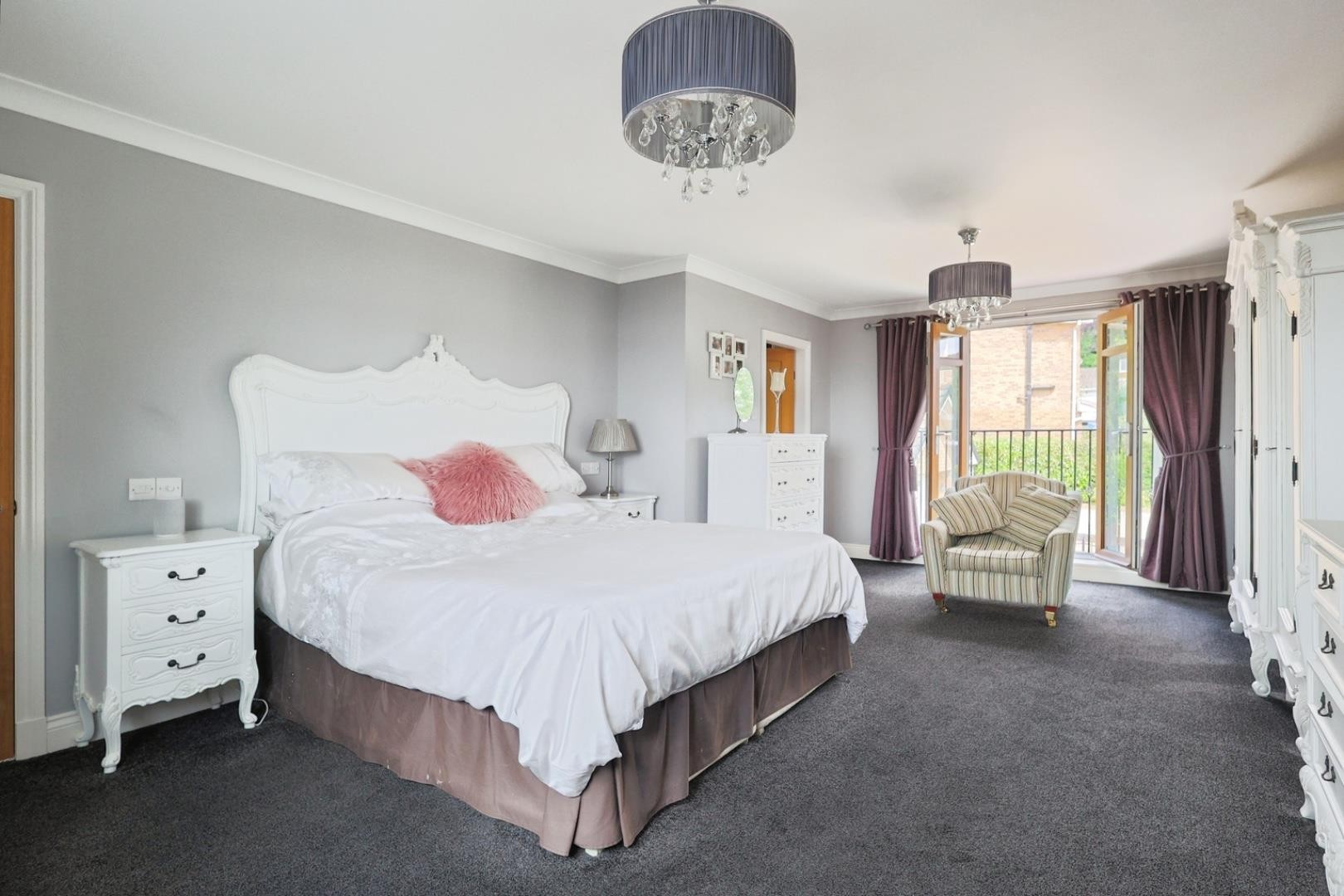 Oakcroft, Stalybridge image 15