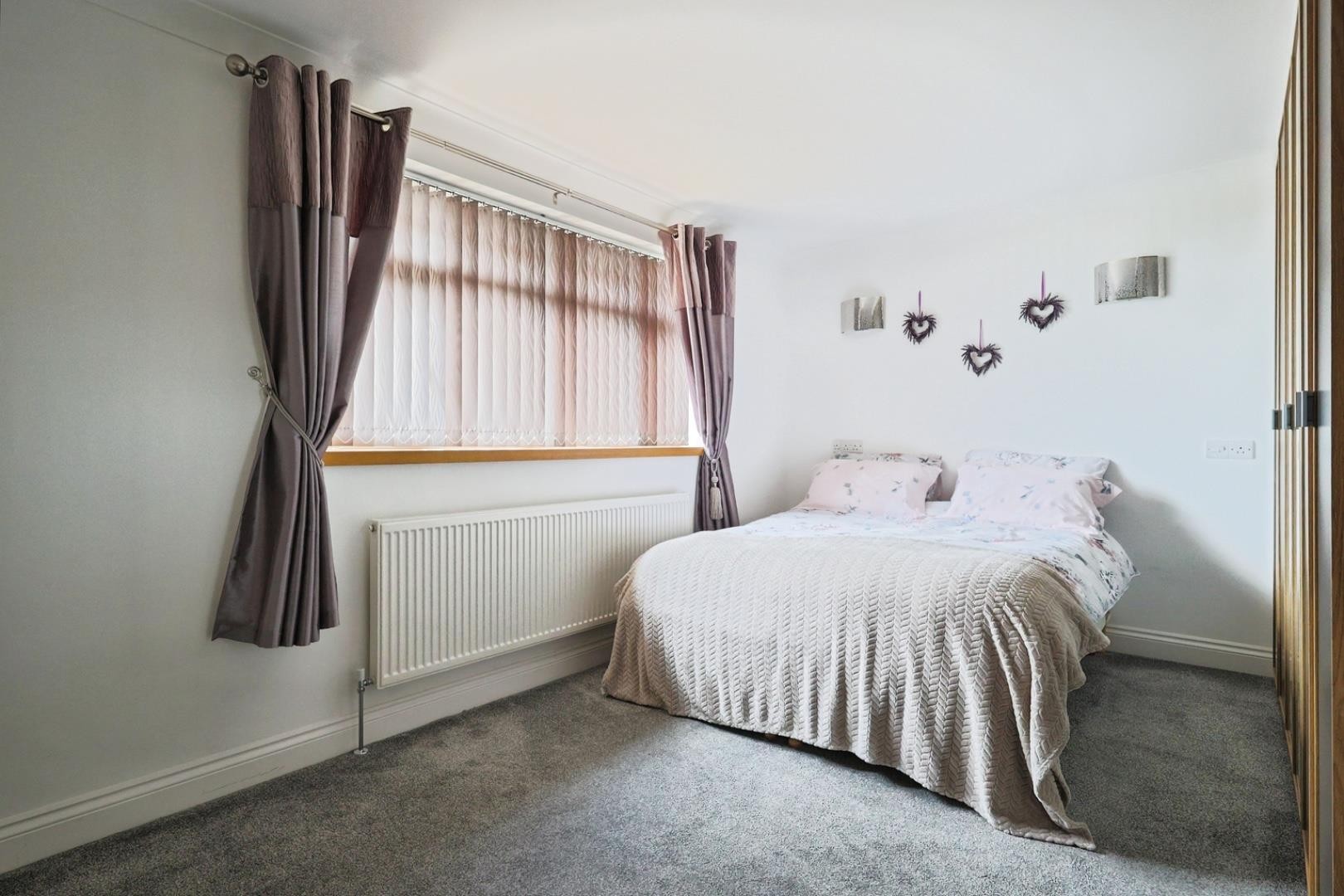 Oakcroft, Stalybridge image 27
