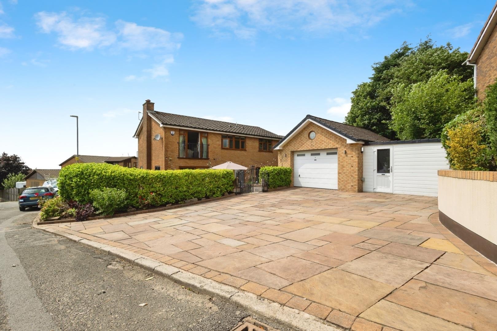 Oakcroft, Stalybridge image 35