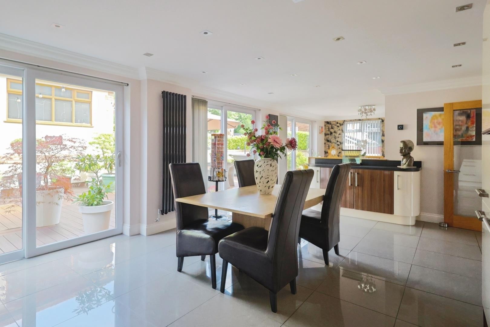 Oakcroft, Stalybridge image 9