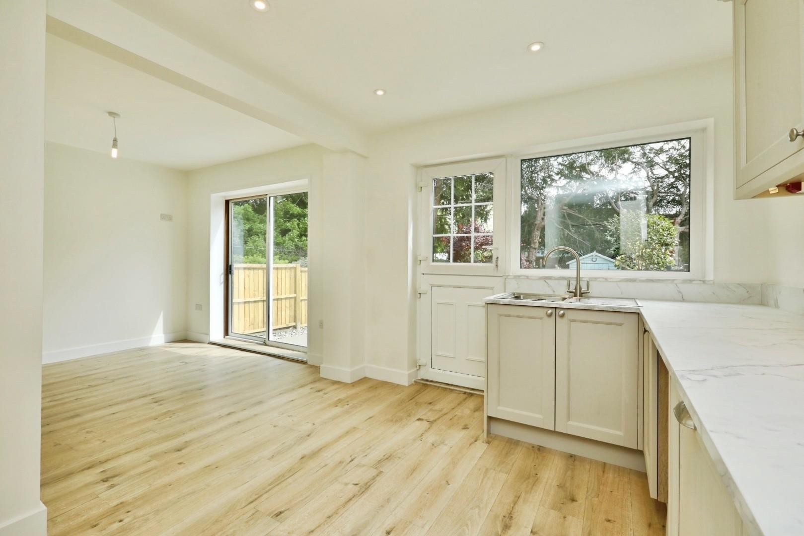 James Andrew Crescent, Greenhill, Sheffield, S8 7RJ image 2