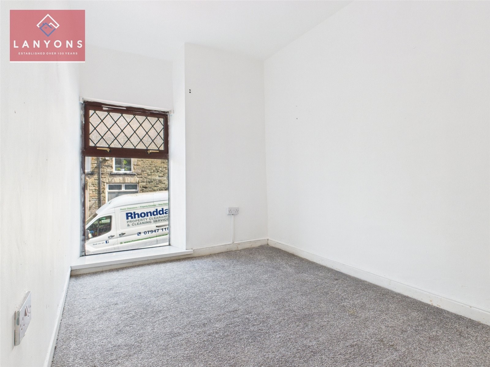 High Street, Treorchy, Rhondda Cynon Taf image 13