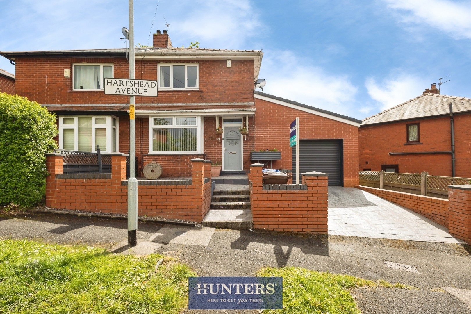 Hartshead Avenue, Stalybridge image 1