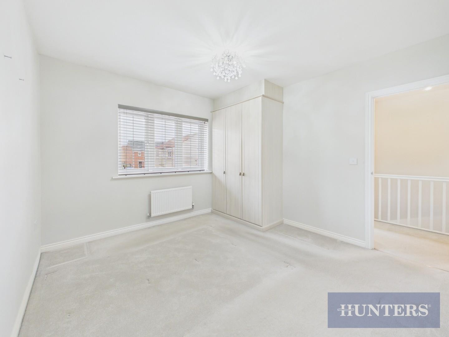 Butterbur Lane, Scarborough image 13