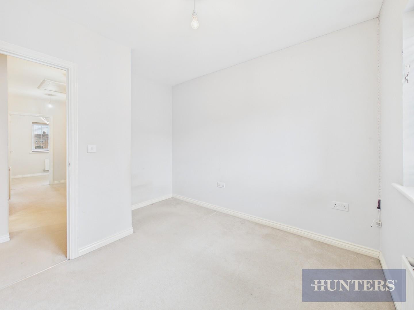 Butterbur Lane, Scarborough image 14