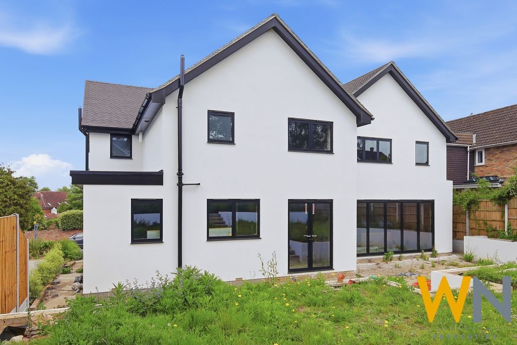 Worrin Road, Brentwood image 5