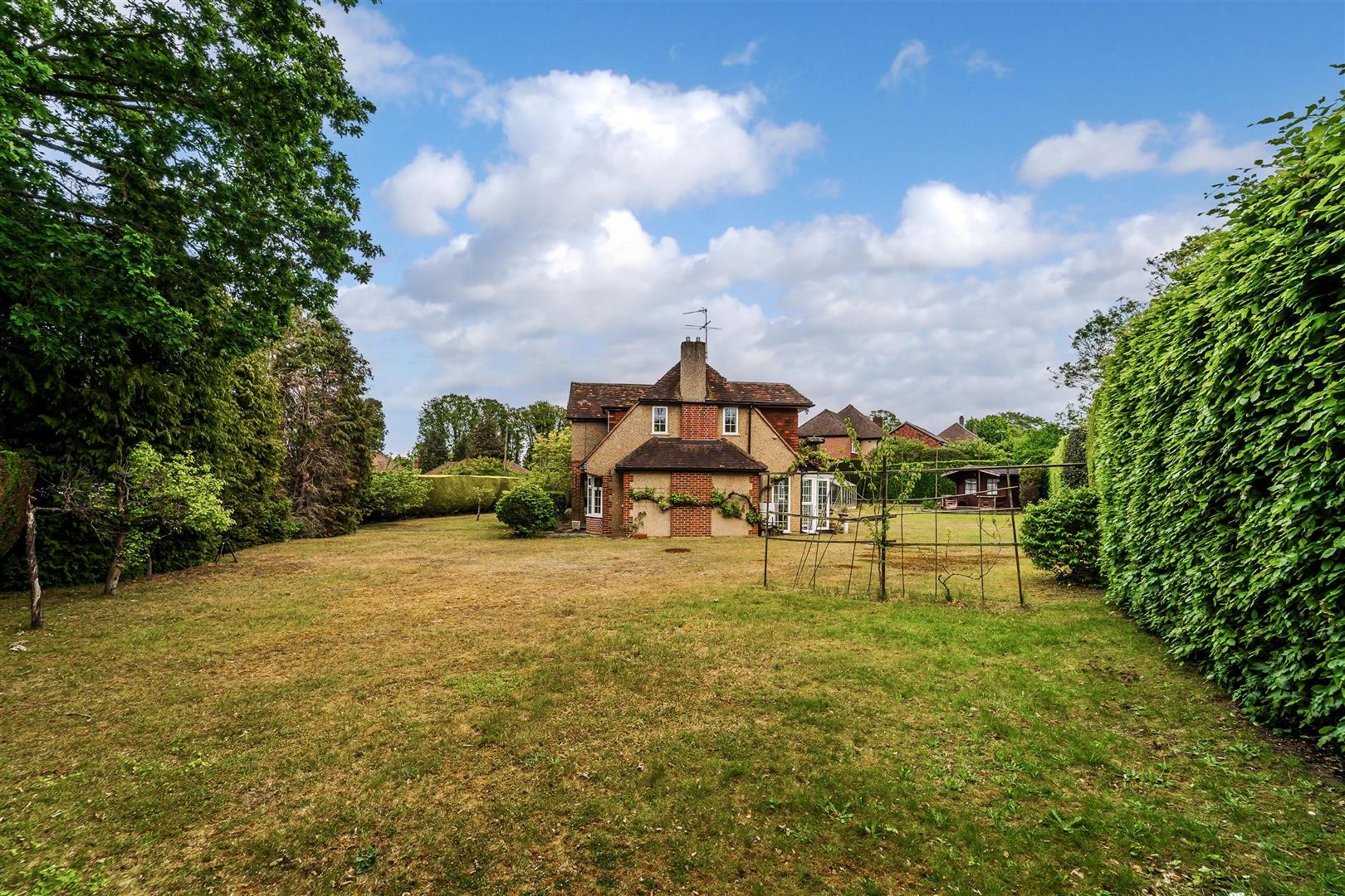 Gilhams Avenue, Banstead image 17