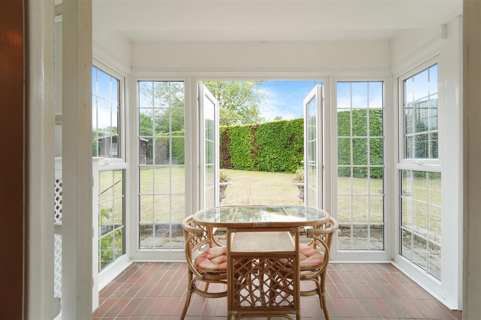 Gilhams Avenue, Banstead image 6