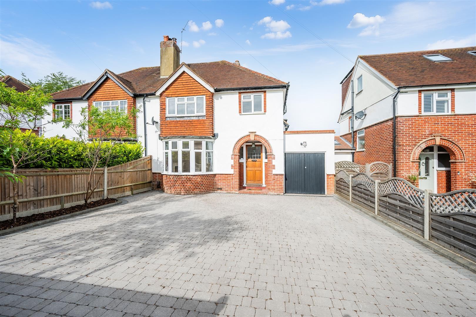 Roundwood View, Banstead image 22