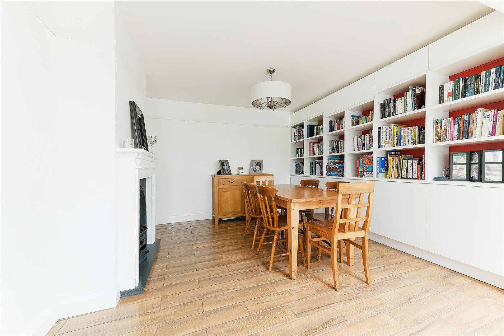 Roundwood View, Banstead image 7