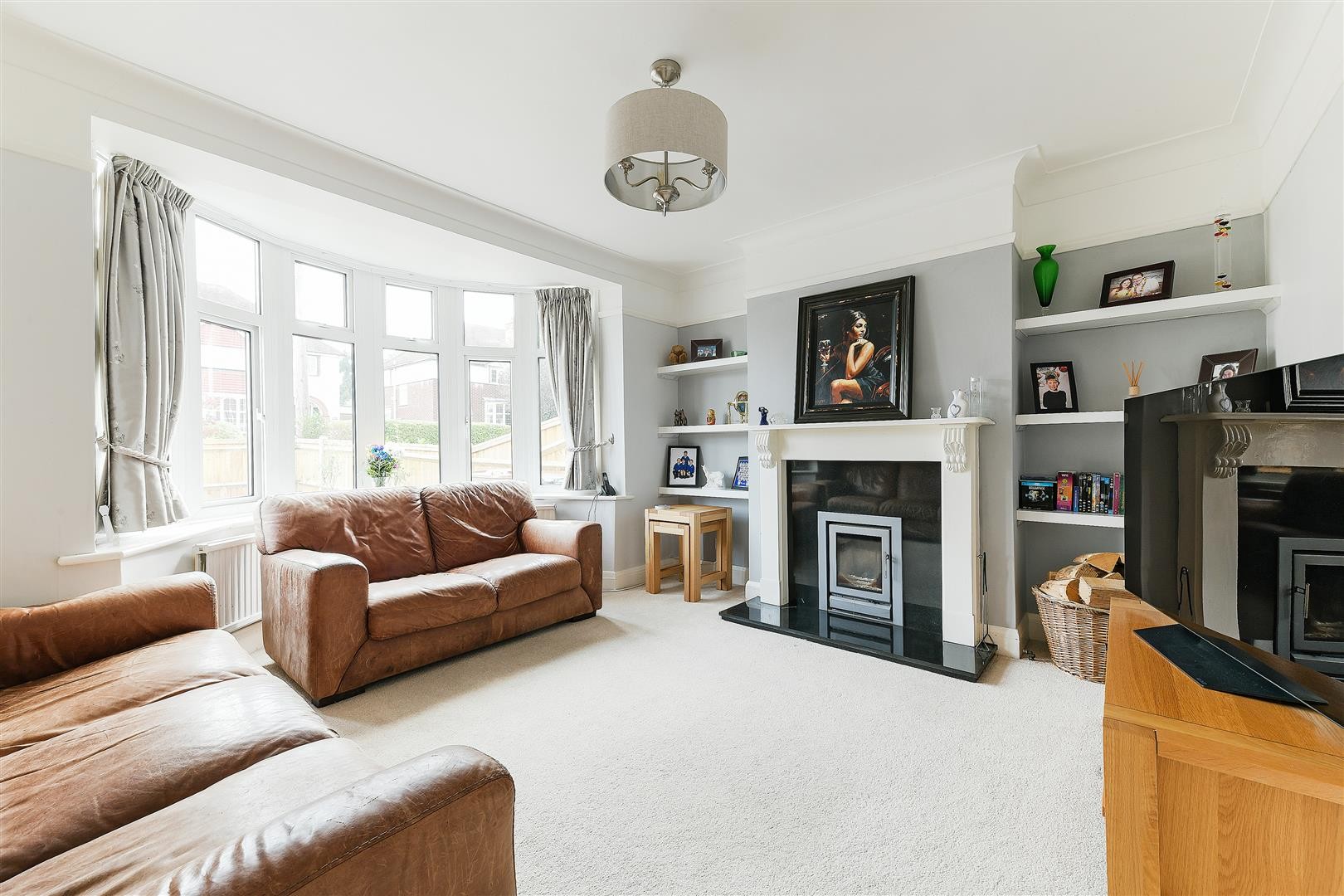 Roundwood View, Banstead image 9