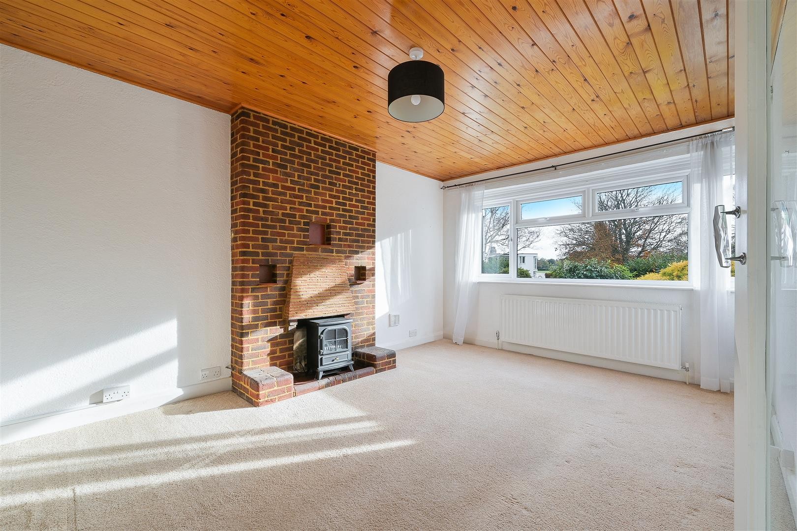 Burgh Heath, Tadworth image 2