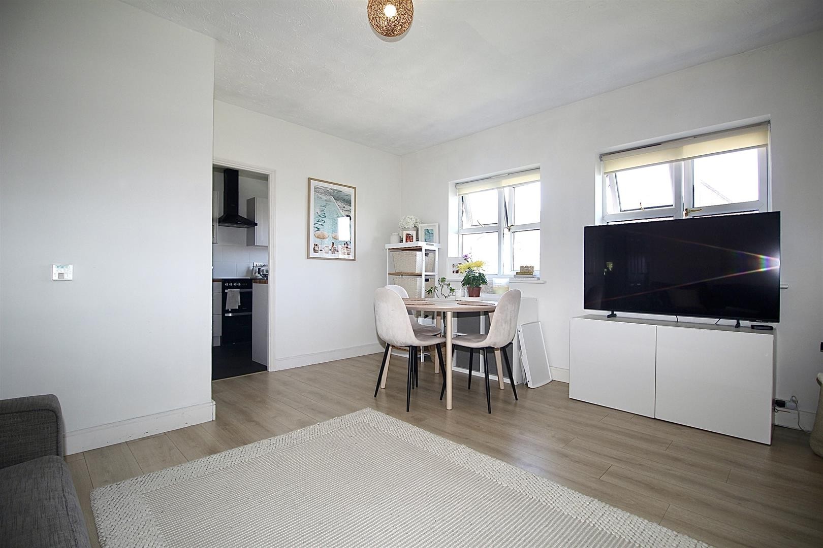40 Windmill Hill, Enfield image 1