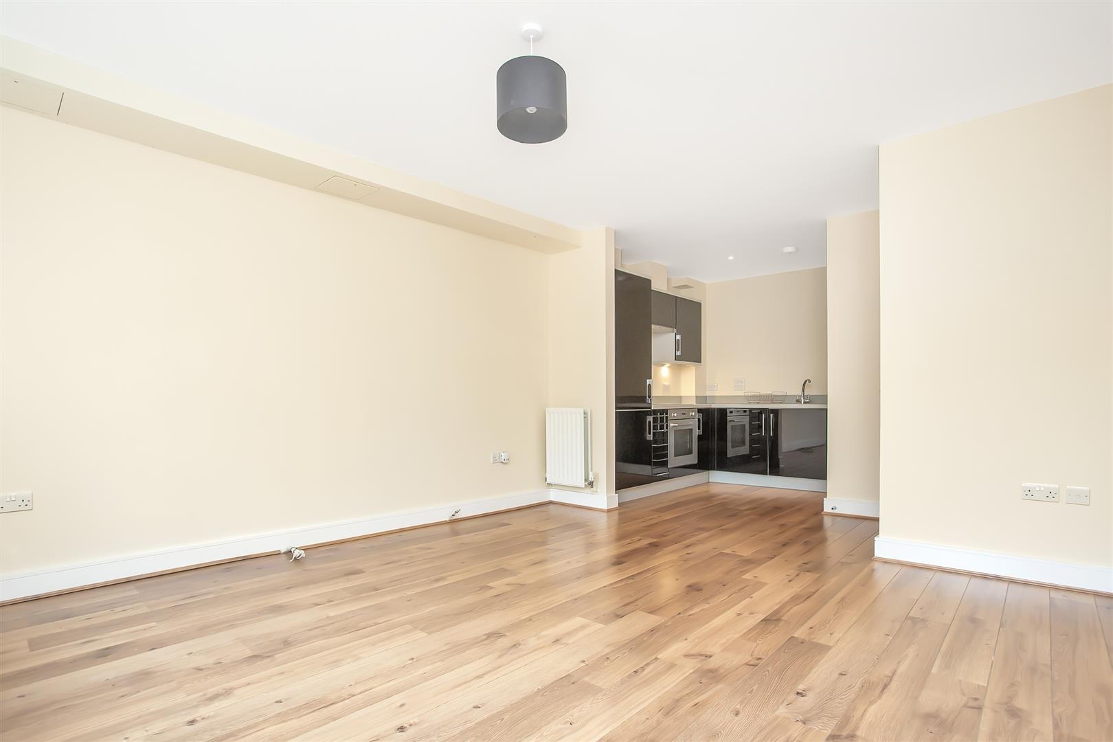 Hurley Close, Banstead image 2