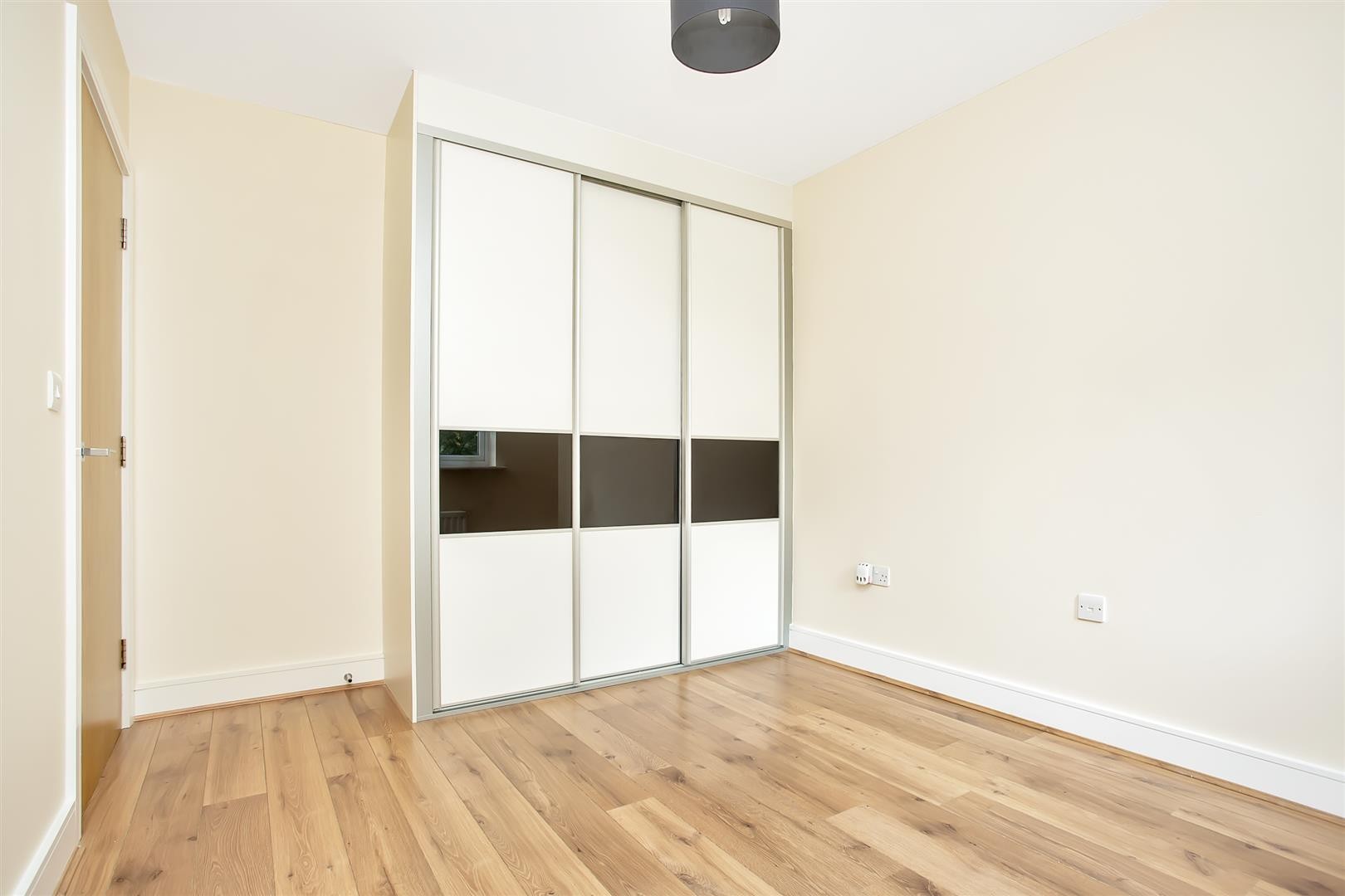 Hurley Close, Banstead image 10