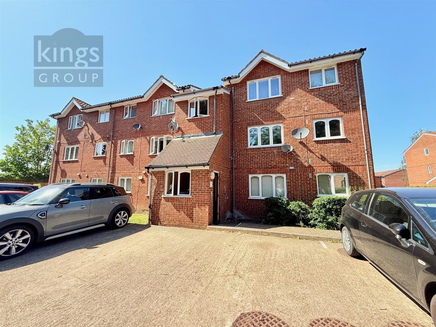 Howard Close, Waltham Abbey image 1