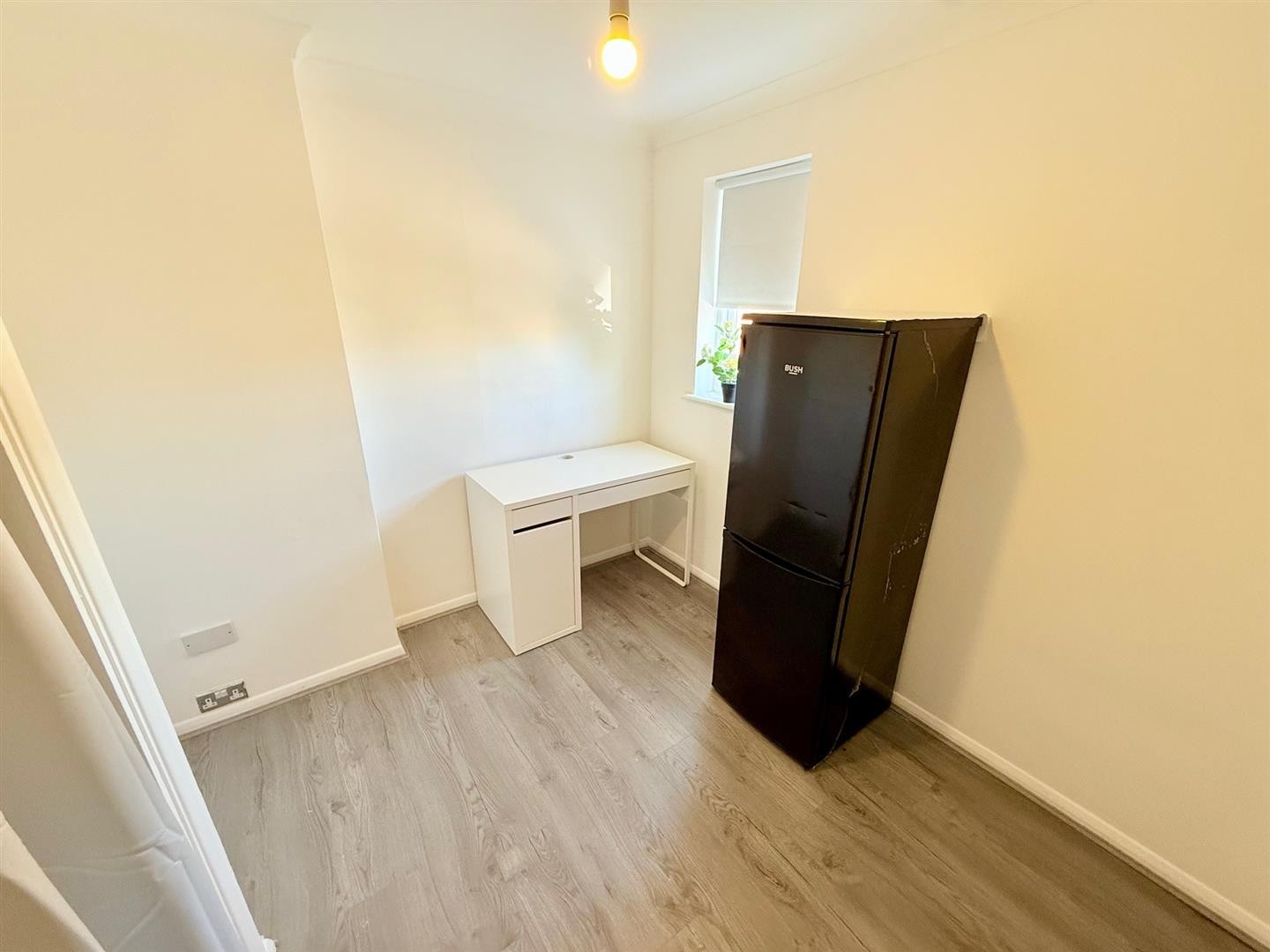 Howard Close, Waltham Abbey image 6
