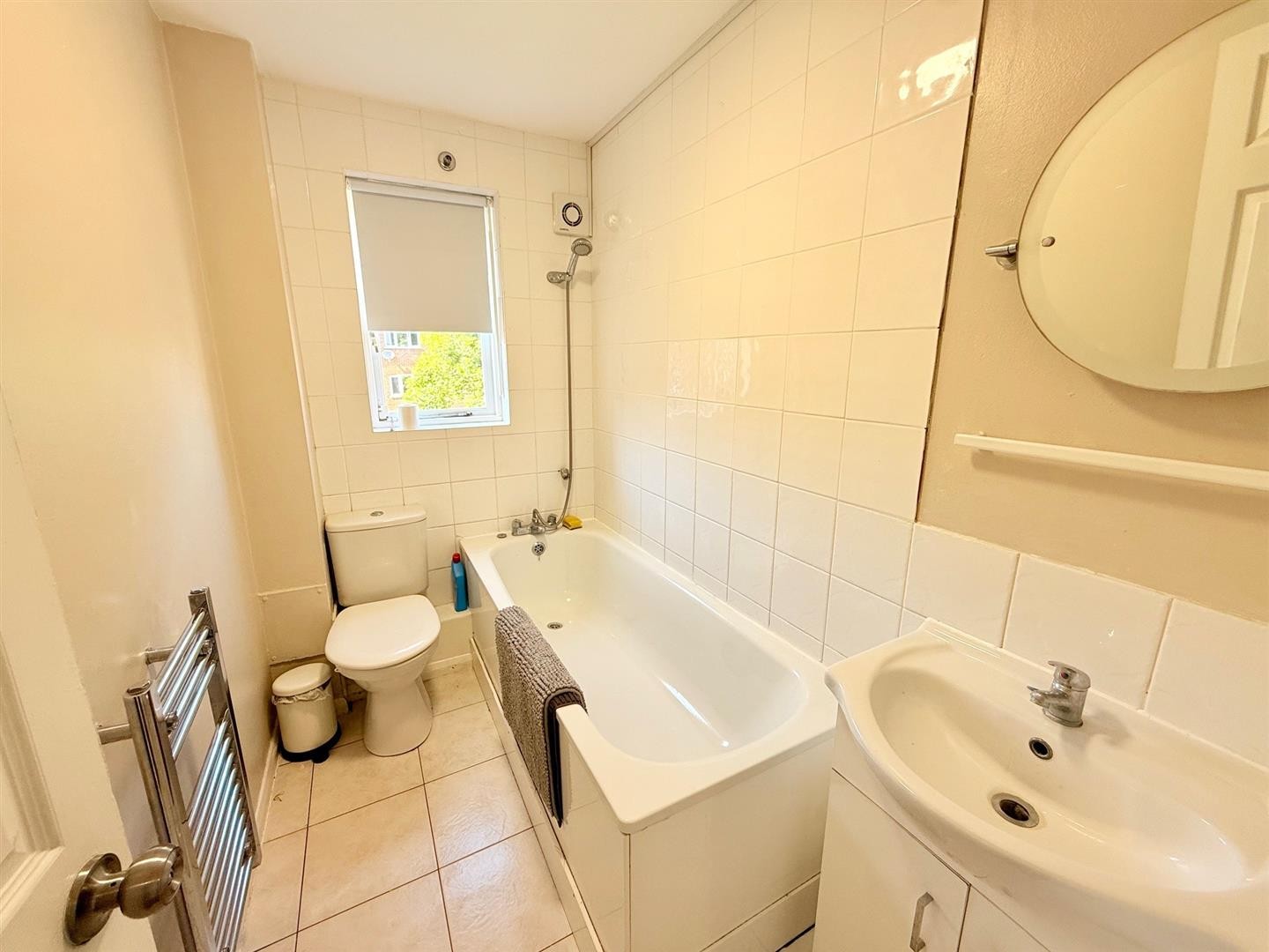 Howard Close, Waltham Abbey image 7