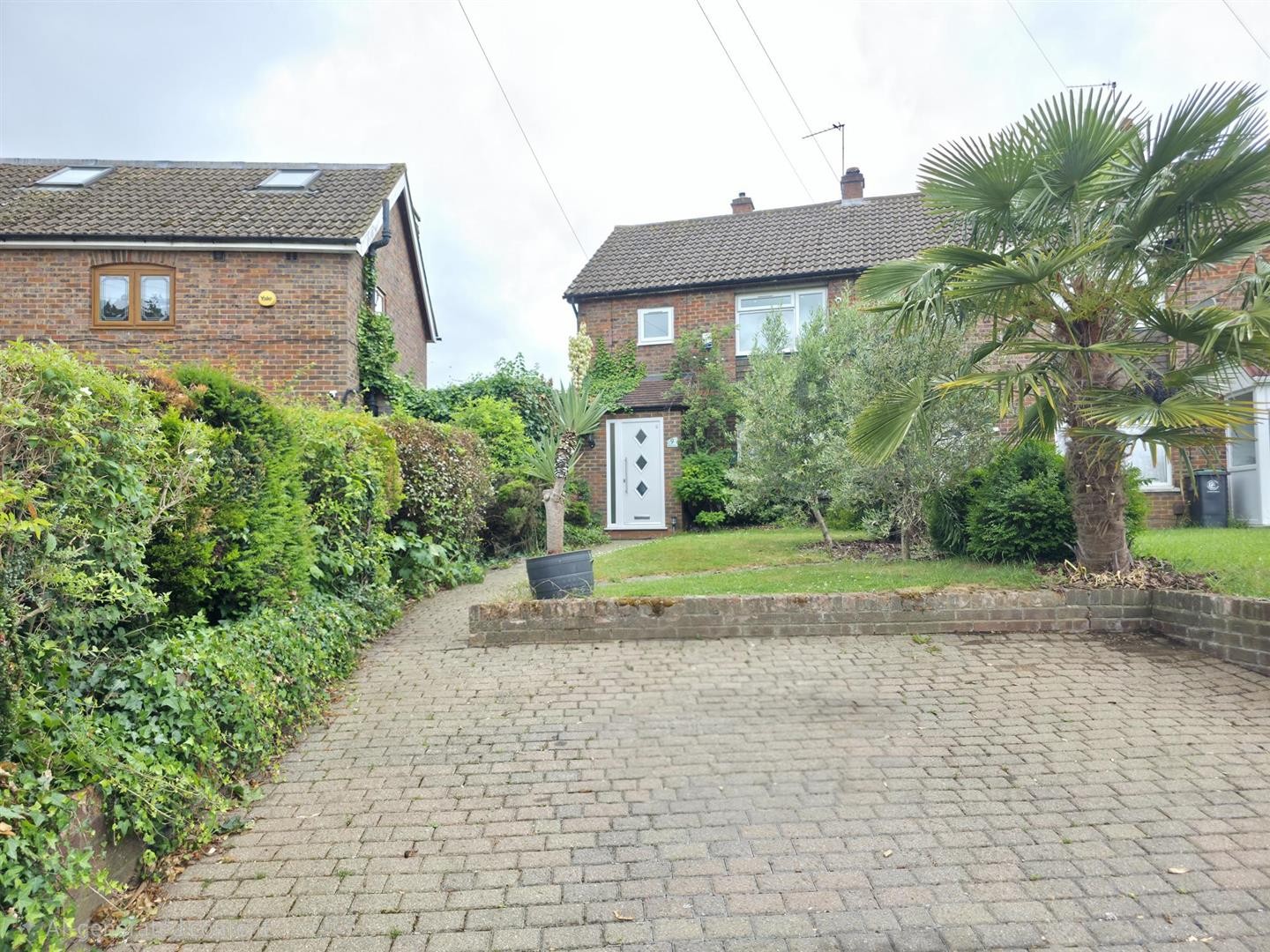 The Gladeway, Waltham Abbey image 2