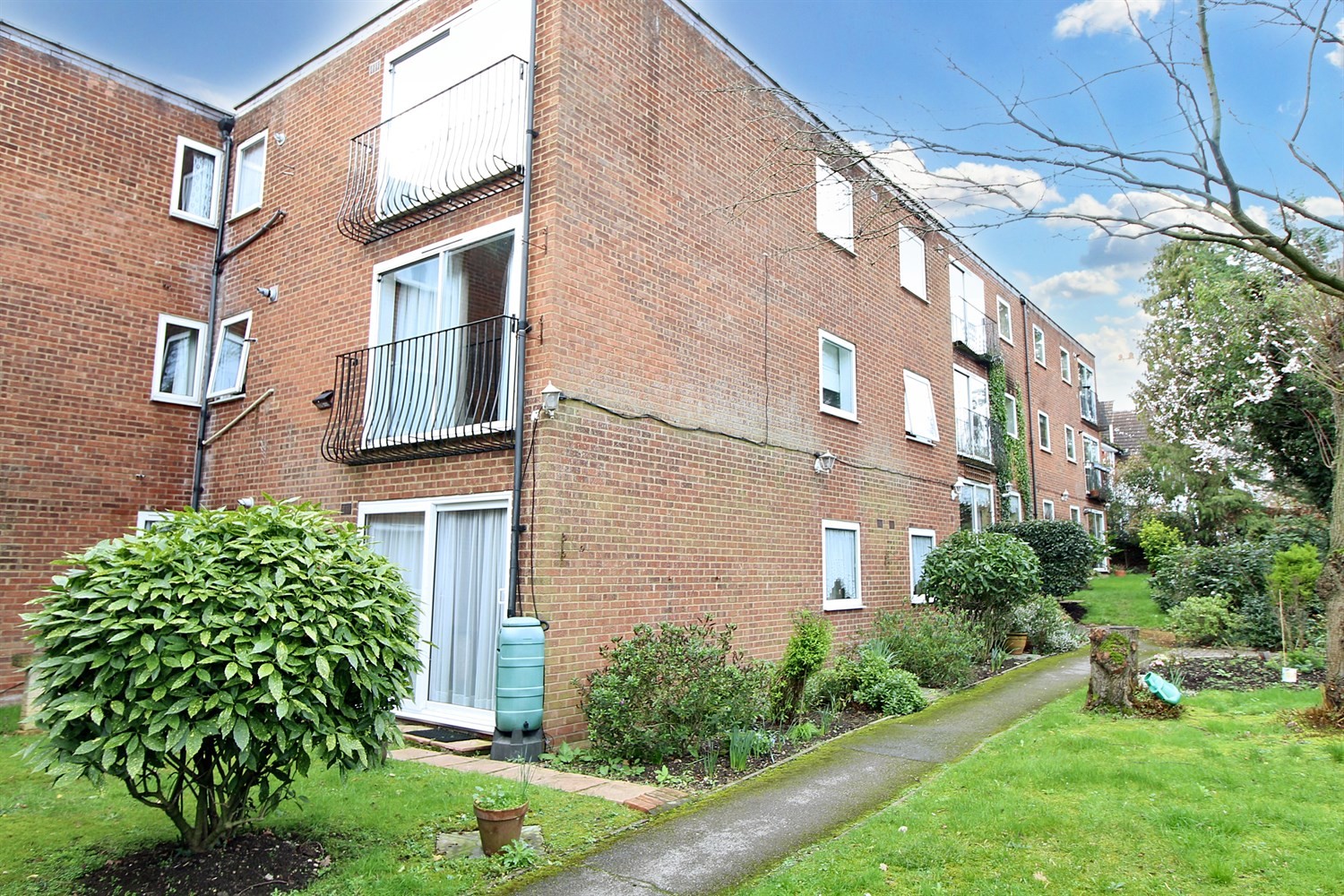 Thorpe Court image 1
