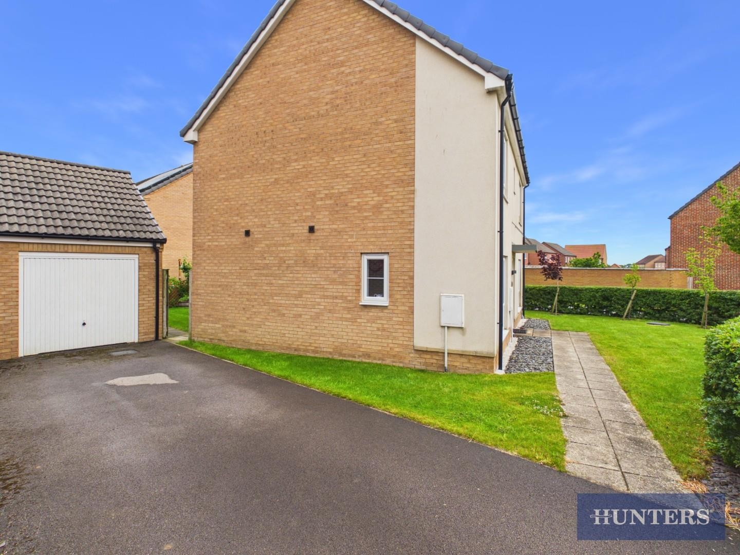 Green Meadows Drive, Filey image 11