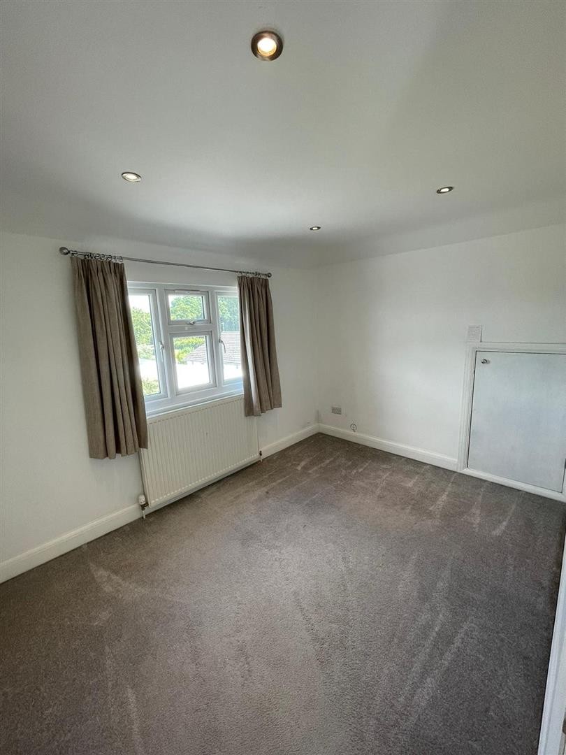 Honey Lane, Waltham Abbey image 10